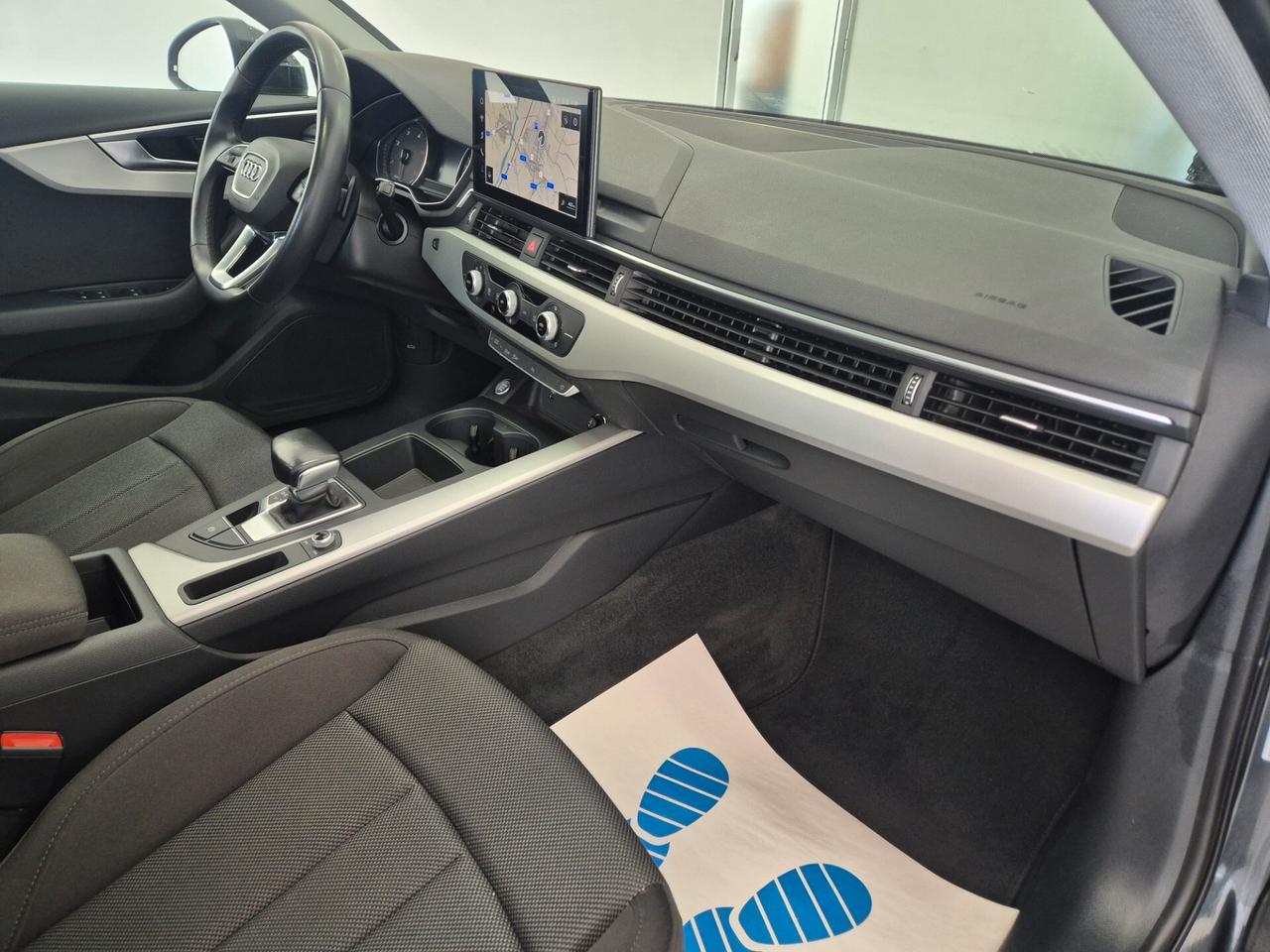 A4 Avant 30 2.0 tdi Business Advanced 163cv S tronic