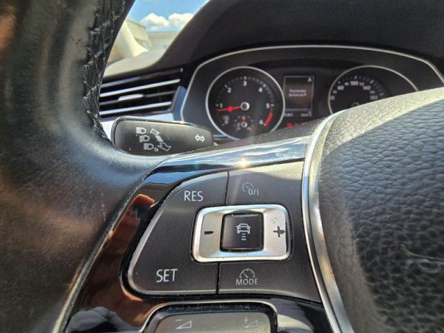 VOLKSWAGEN Passat Variant 1.6 TDI DSG Comfortline BlueMotion Tech.