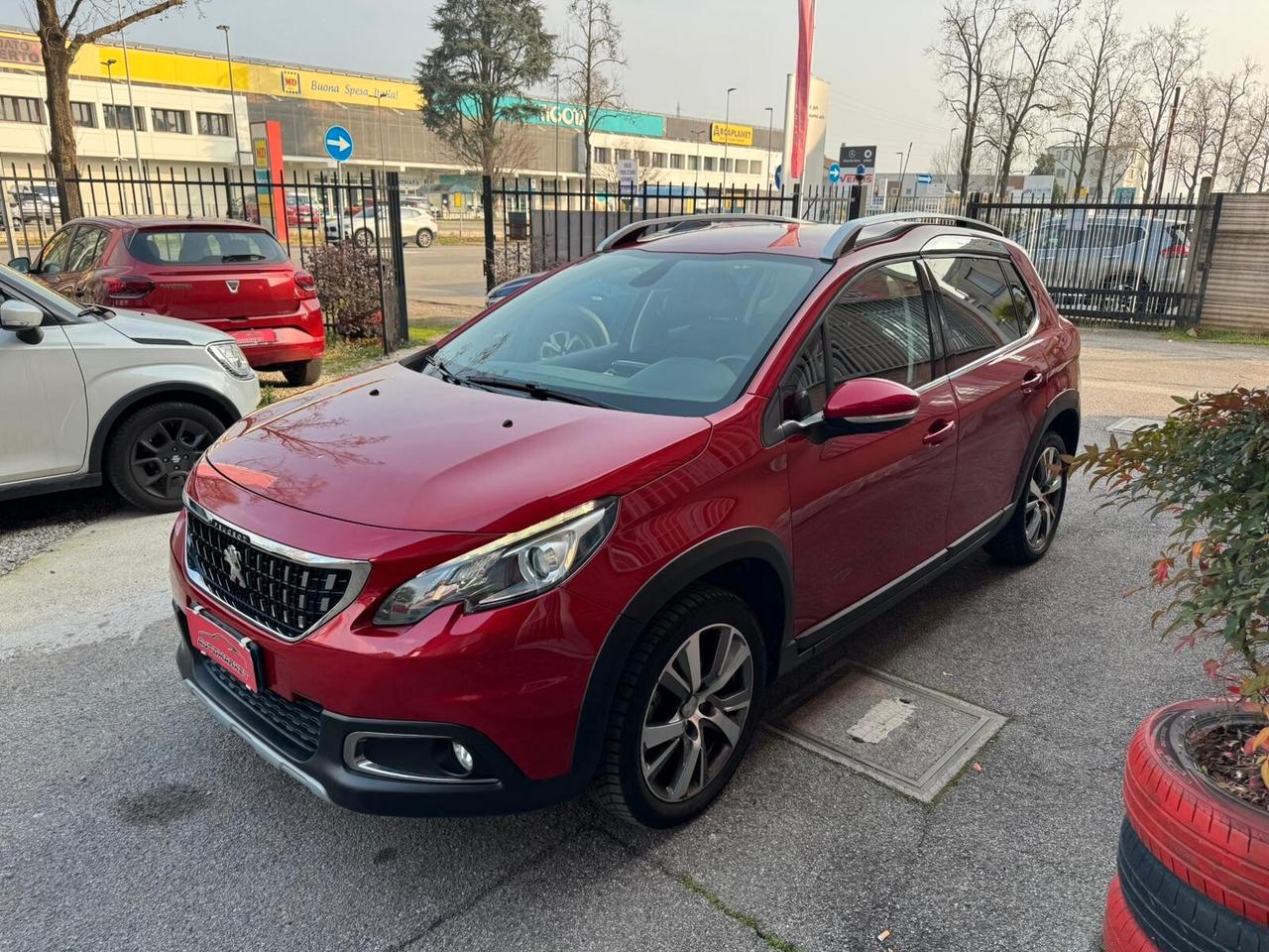 Peugeot 2008 1.6 BlueHDi 100cv Allure