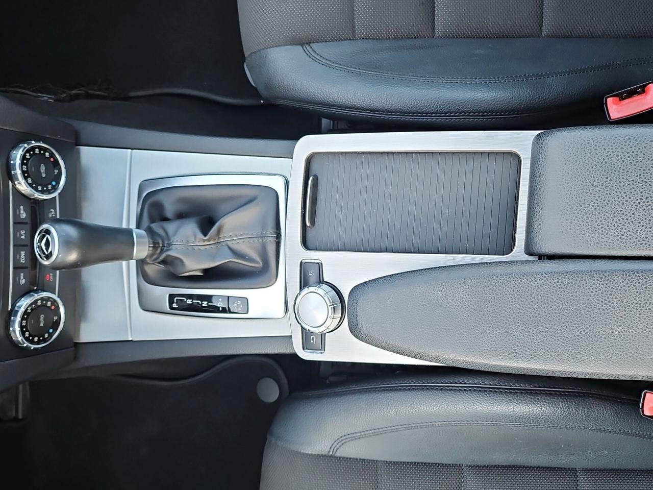 Mercedes-benz C 220 CDI BlueEFFICIENCY Coupé Avantgarde