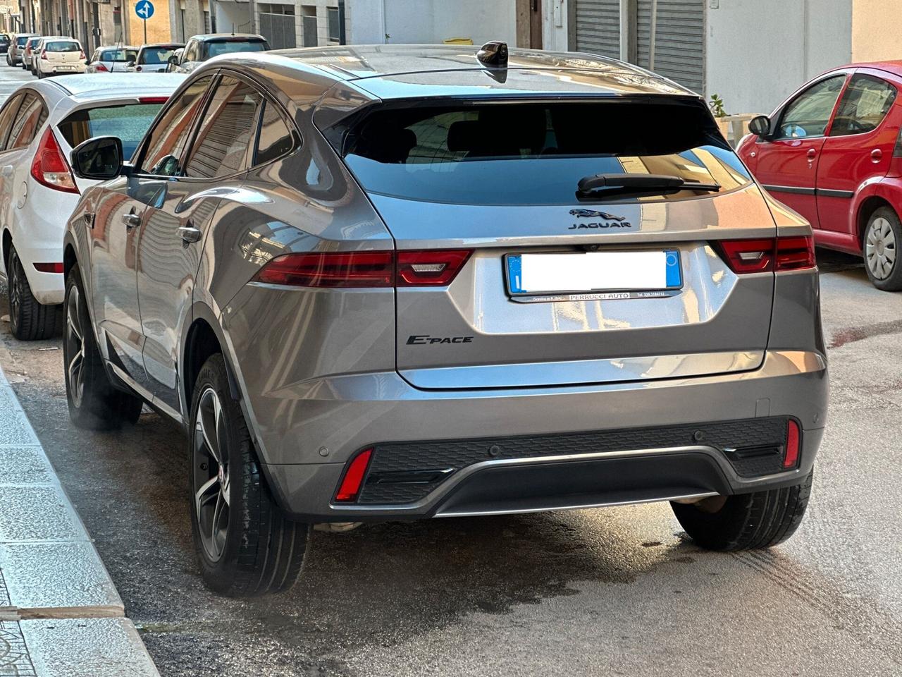 Jaguar E-Pace 2.0D 163CV AWD Auto R-Dynamic TETTO