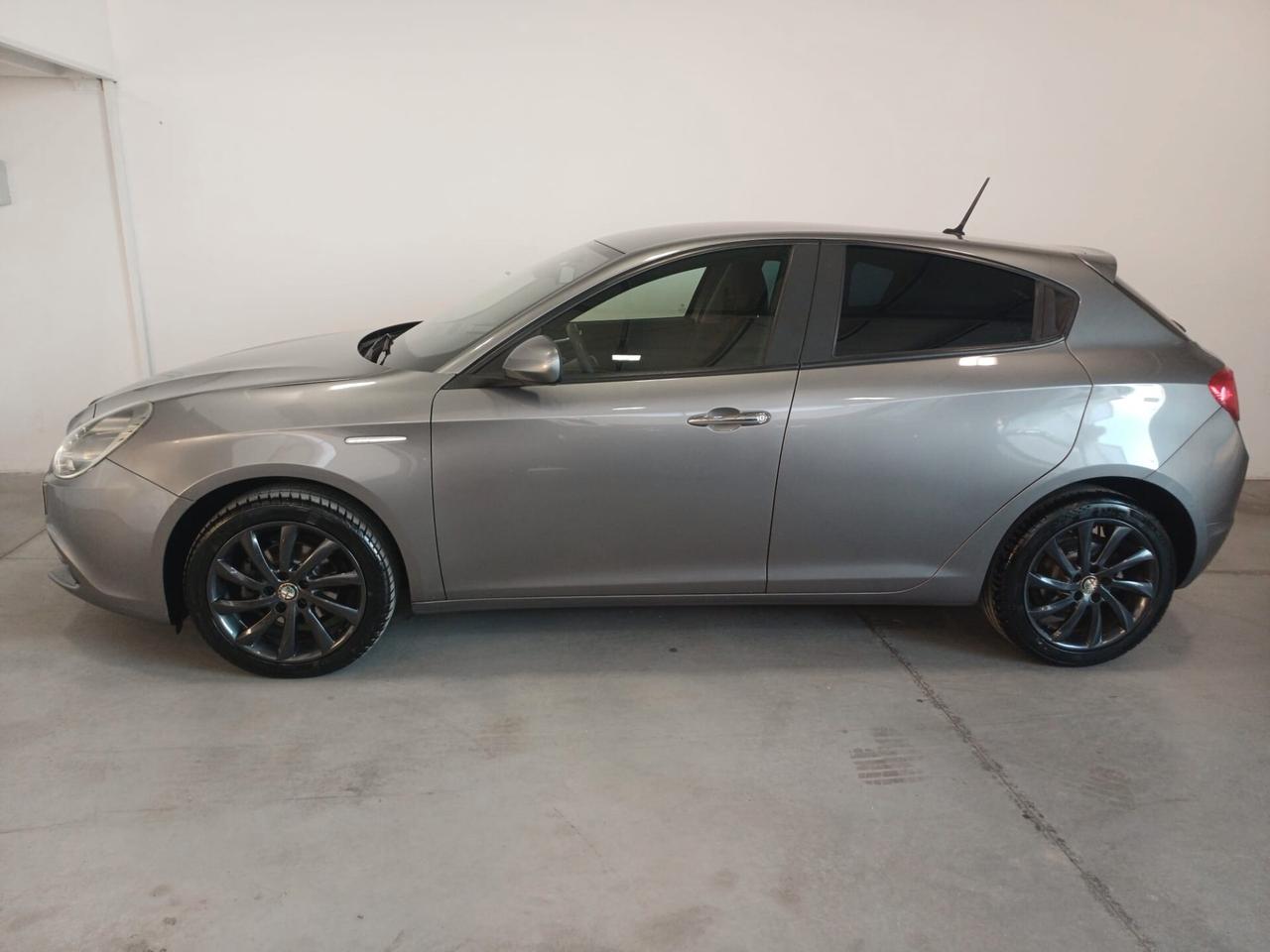 Alfa Romeo Giulietta 1.6 JTDm-2 105 CV Super