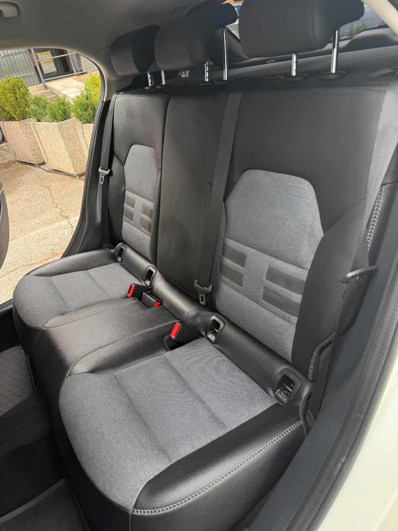 " DA VETRINA " Mercedes-benz GLA 180 d Business