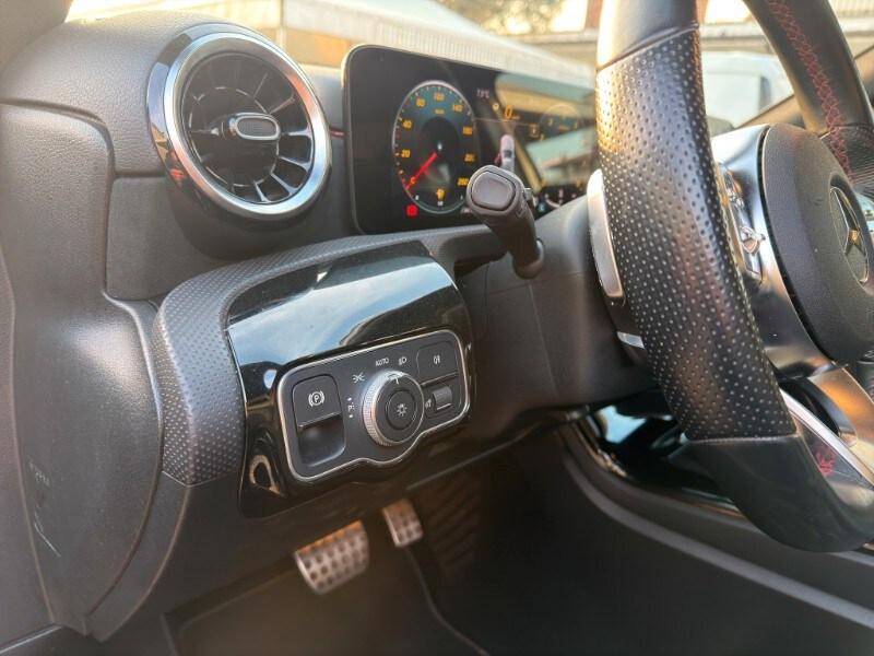 MERCEDES Classe A (W177) A 180 Automatic Pr...