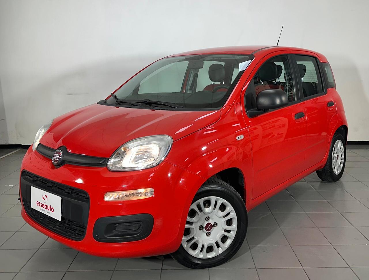 Fiat Panda 1.2 Lounge - BLACK DECEMBER Promo