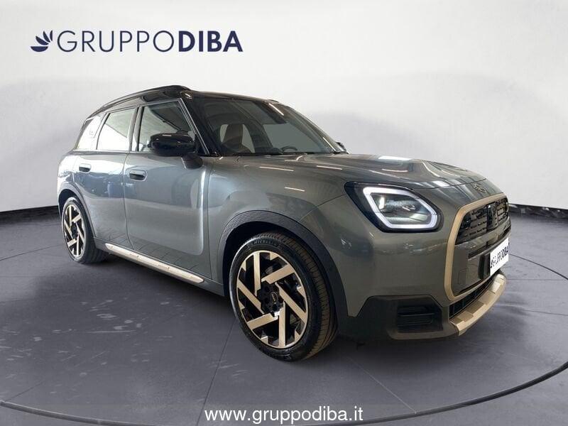 MINI Mini Countryman U25 Mini Countryman SE Favoured all4