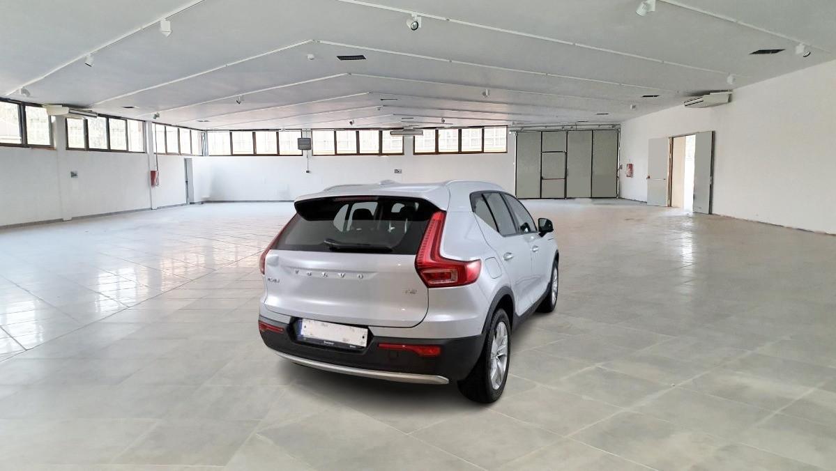 VOLVO Xc40 T2 Geartronic Momentum