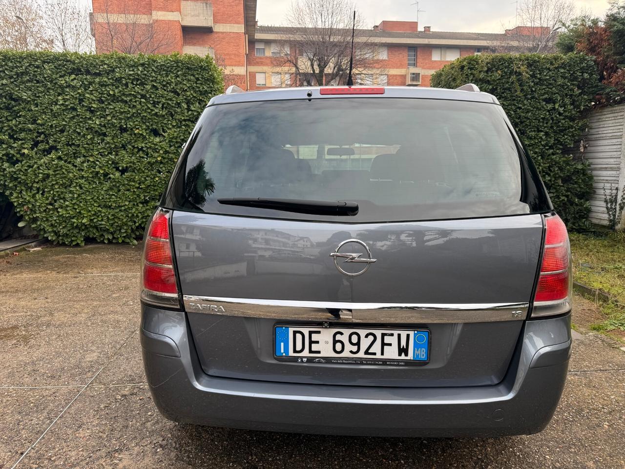 Opel Zafira 1.8 16V VVT Cosmo GPL 7POSTI