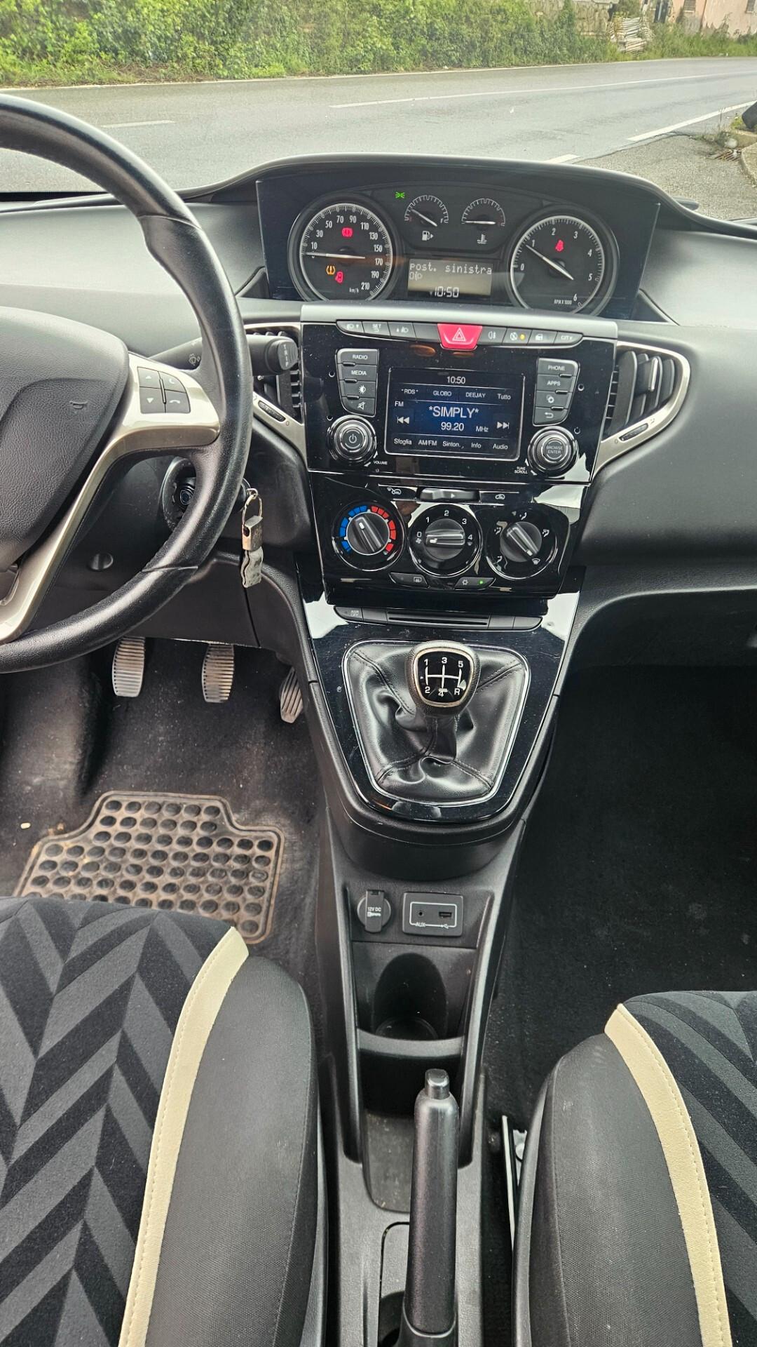 Lancia Ypsilon 1.3 MJT 16V 95 CV 5 porte S&S Platinum