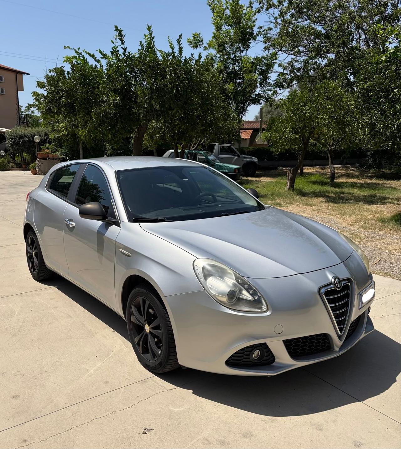 Alfa Romeo Giulietta 1.6 MTJ 105CV FULL MOLTO BELLA LEGGI ANNUNCI