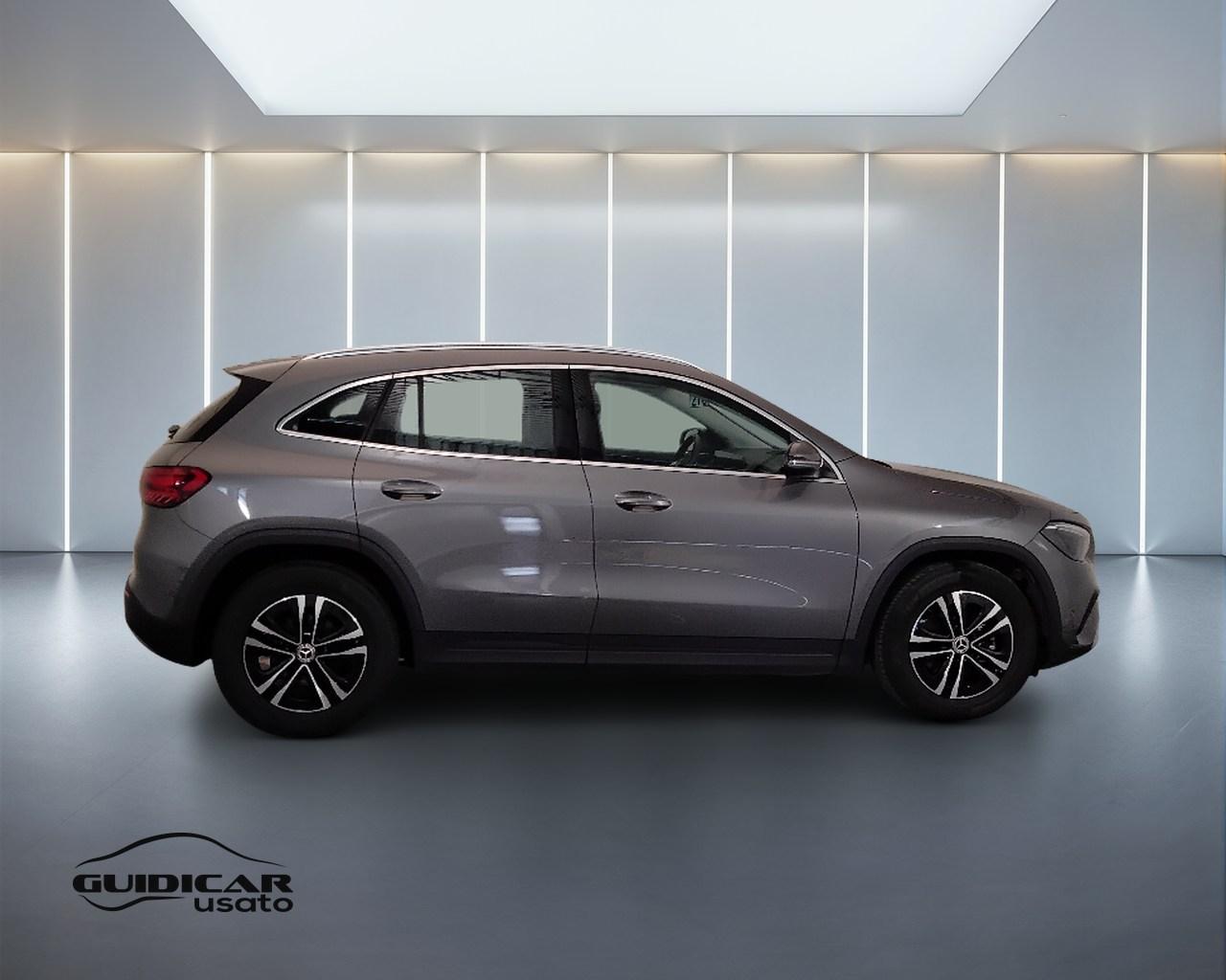 Mercedes-Benz GLA-H247 2023 - GLA 180 d Advanced auto