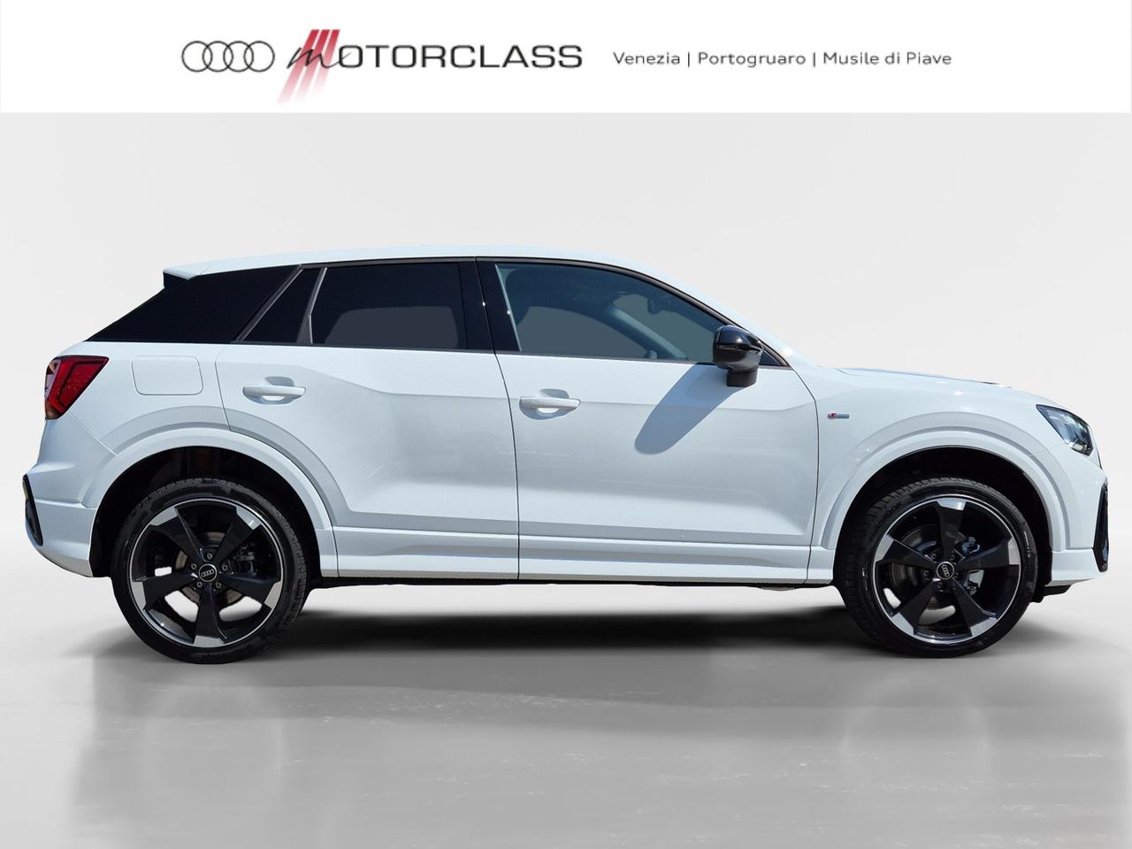Audi Q2 40 2.0 tfsi identity black quattro s tronic