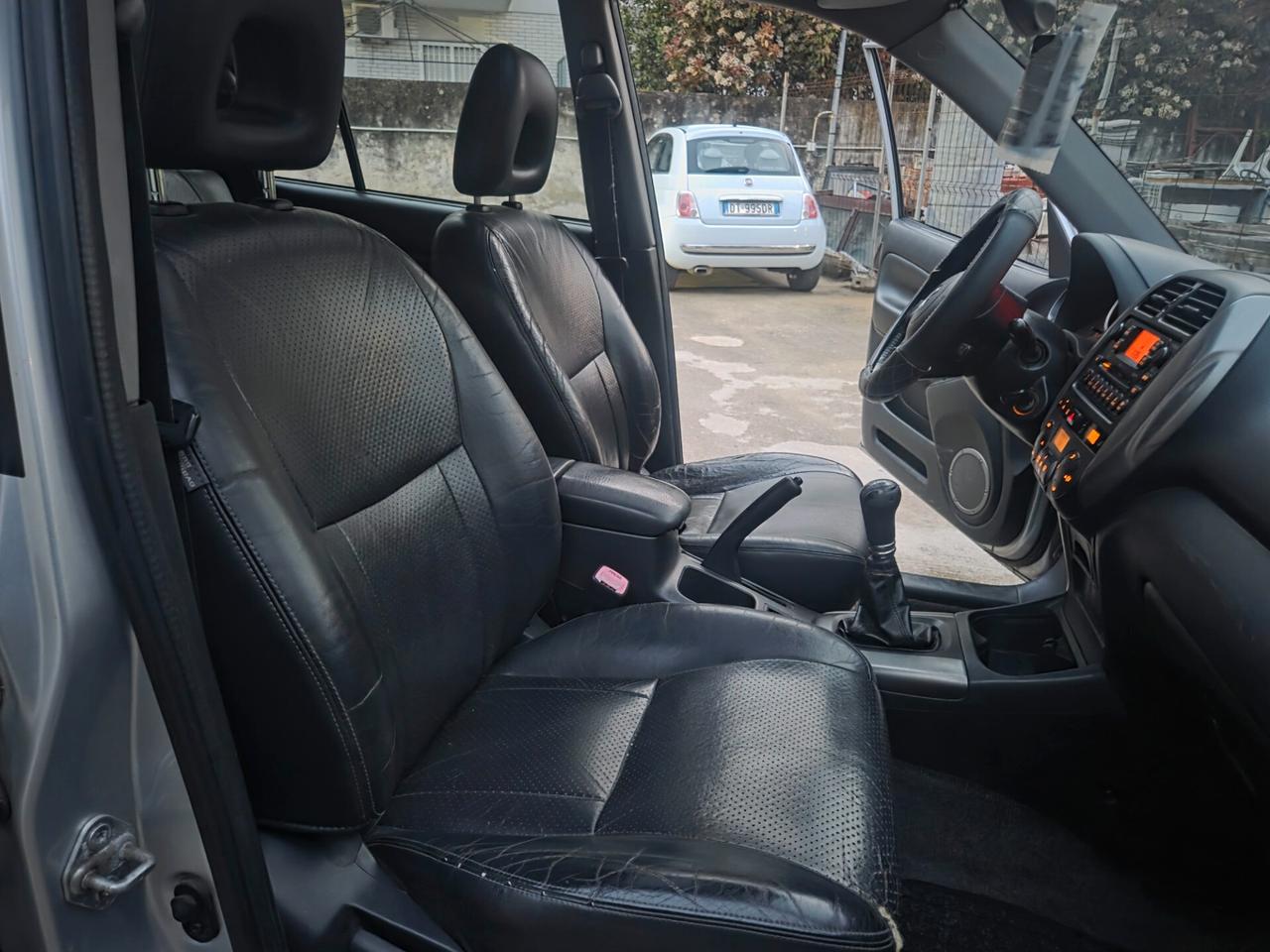 Toyota RAV 4 RAV4 2.0 Tdi D-4D cat 5 porte Sol