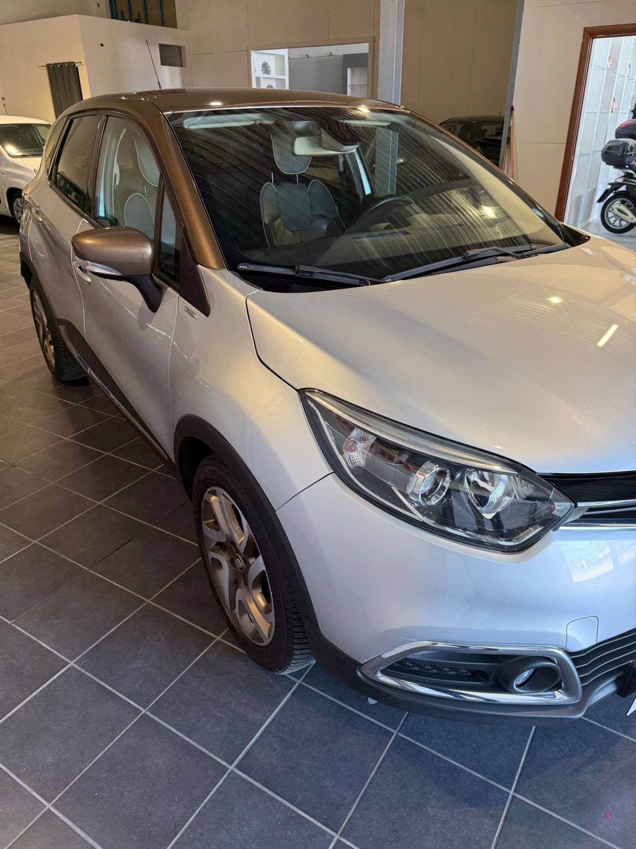 Renault Captur 1.5 - UNICO PROPRIETARIO-NEOPATENTATI