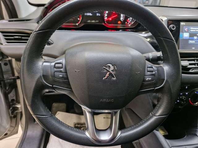 Peugeot 208 1.2 PureTech 82 CV 5 porte Allure