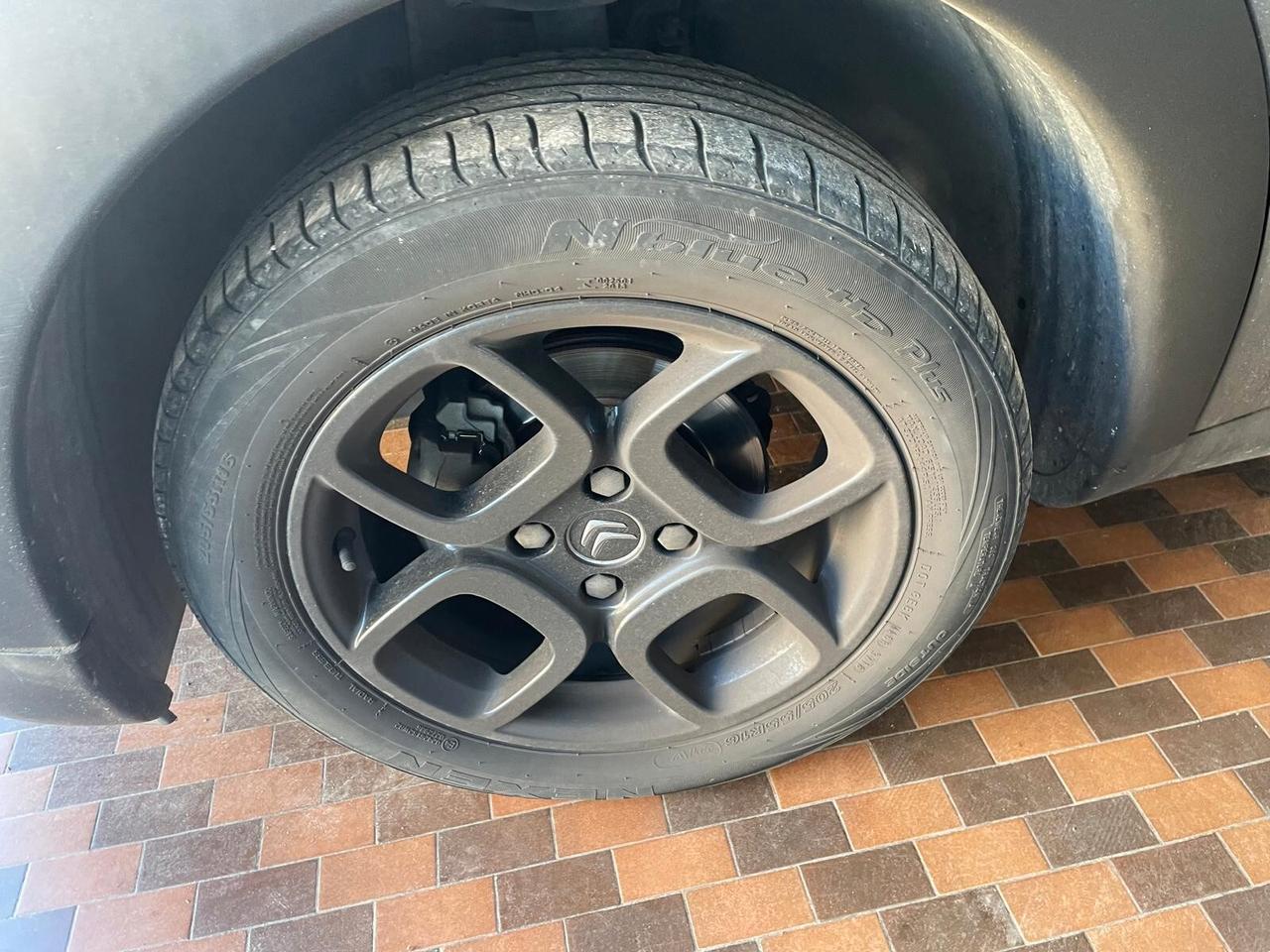 Citroen C4 Cactus BlueHDi 100 Shine