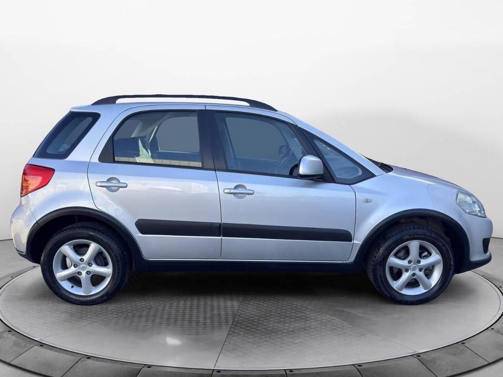 Suzuki SX4 1.6 VVT Outdoor Line 4WD