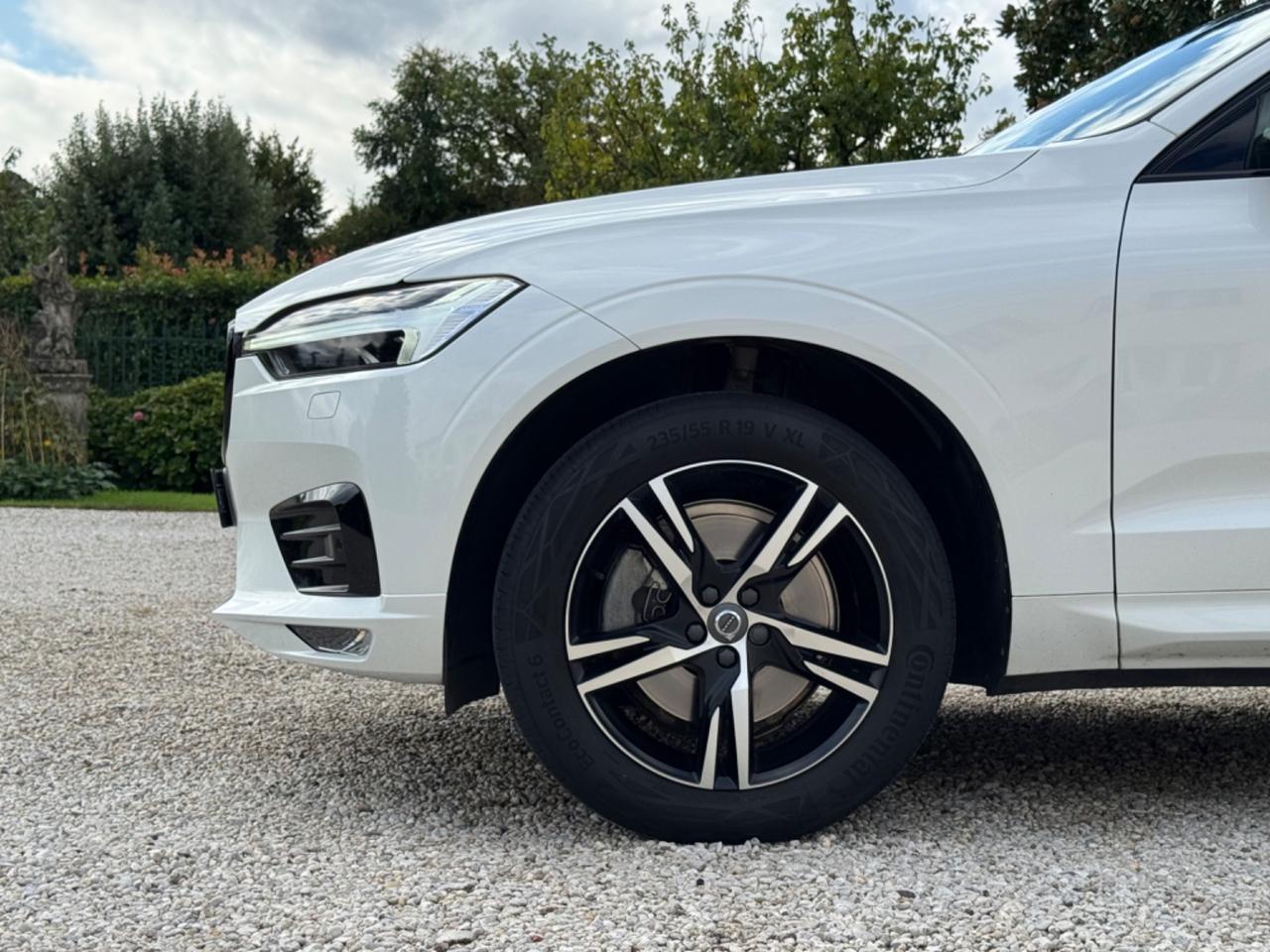 Volvo XC 60 XC60 B4 Geartronic R-design