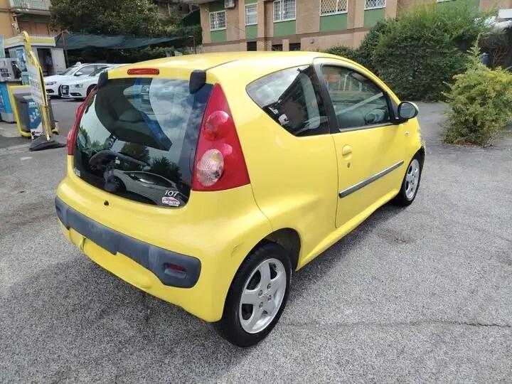 Peugeot 107 1.0 68CV 3p. Desir