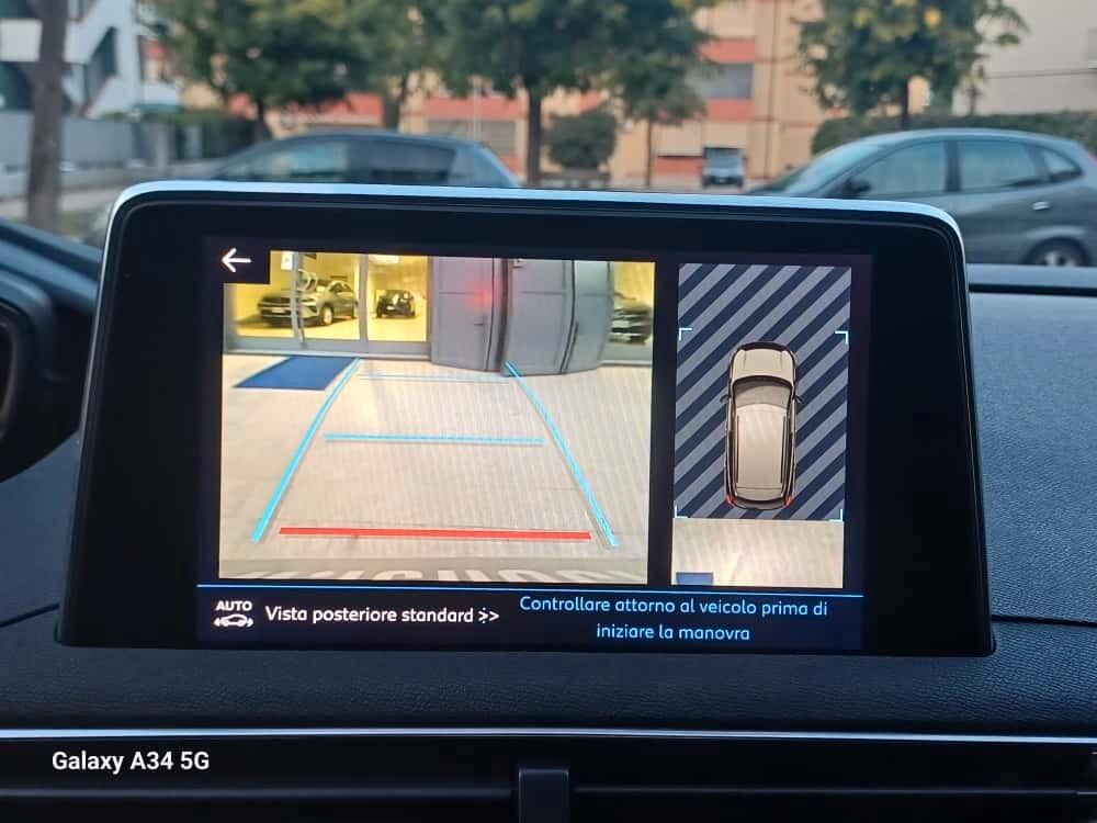 Peugeot 3008 BlueHDi 130 S&S EAT8 Business