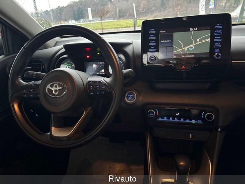 Toyota Yaris Hybrid Trend MY22