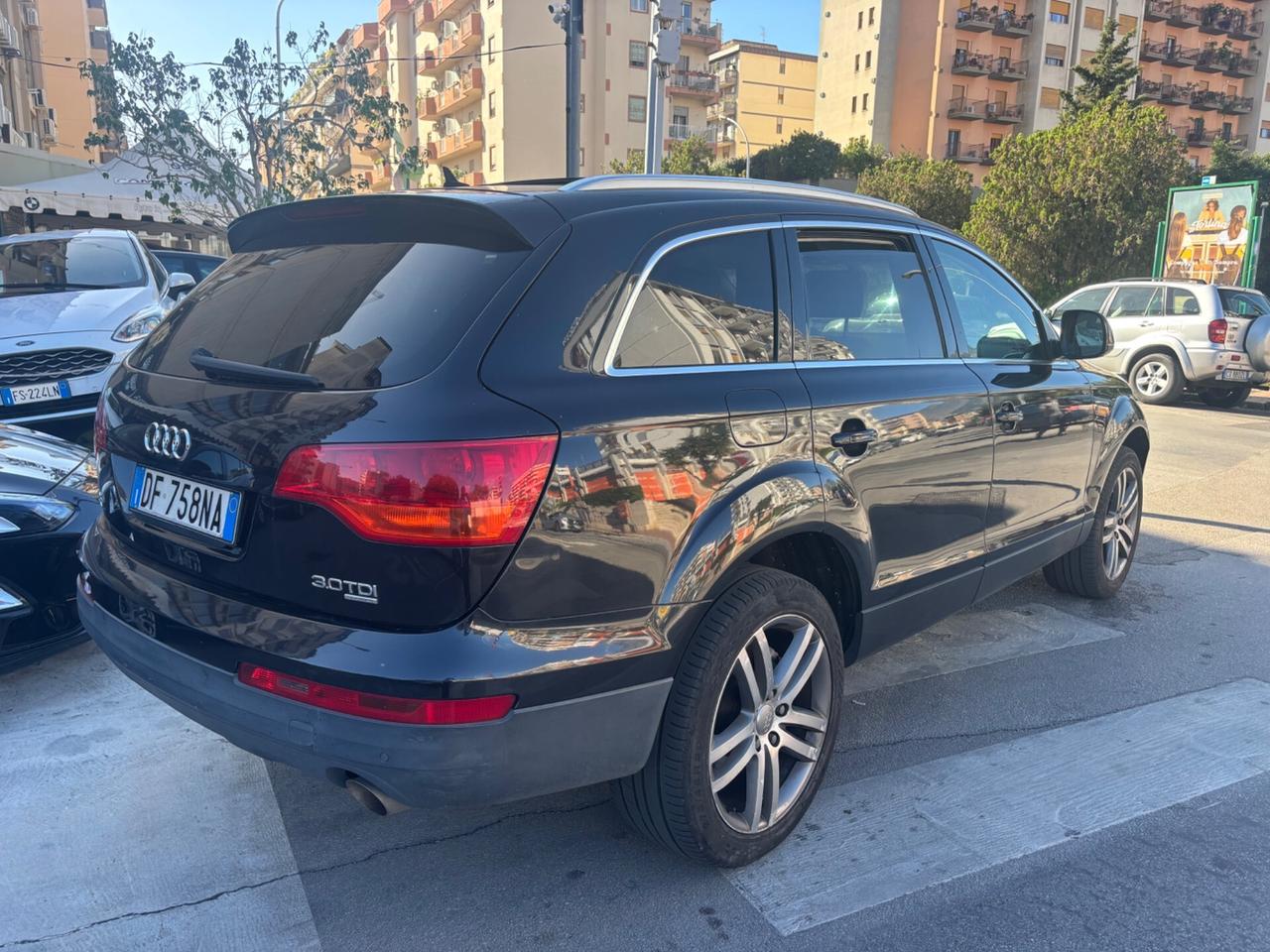 Audi Q7 Anche permuta o scambi0