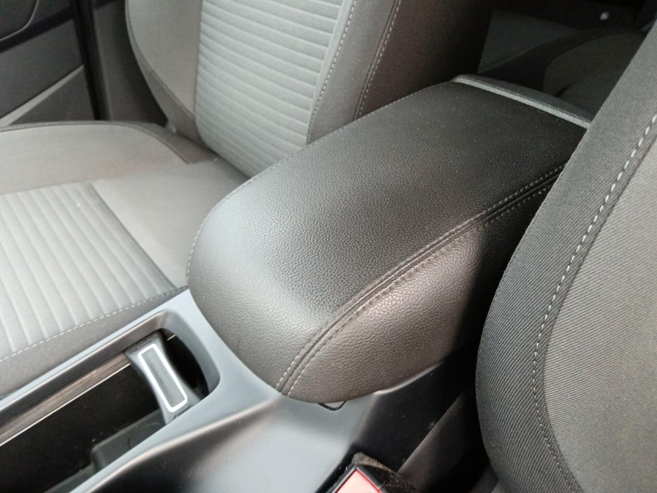 Ford C-Max 1.5 TDCi 120CV TITANIUM FULL PROMO