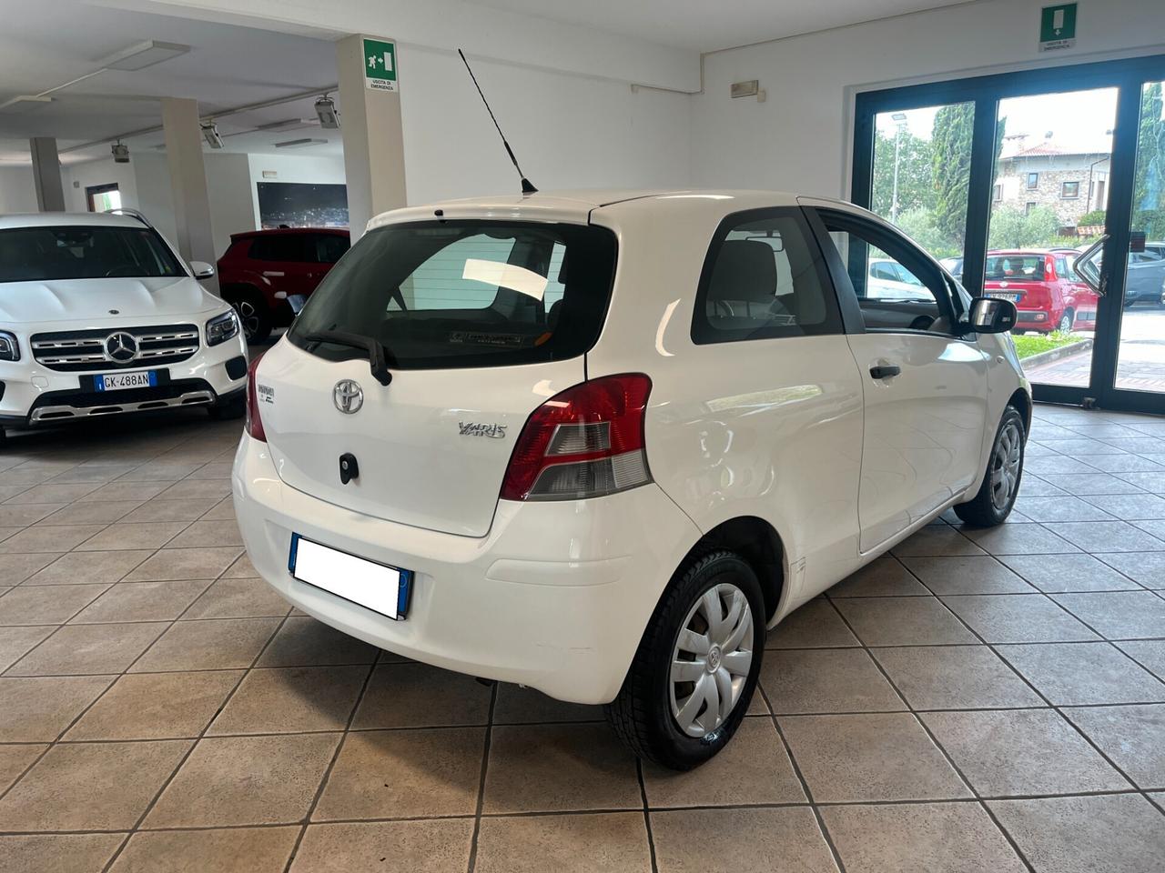 Toyota Yaris 1.0 3 porte