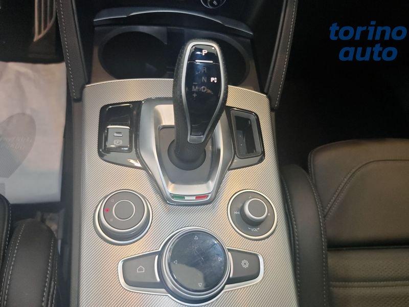 Alfa Romeo Stelvio 2.2 TD 210 CV Veloce AT8 Q4