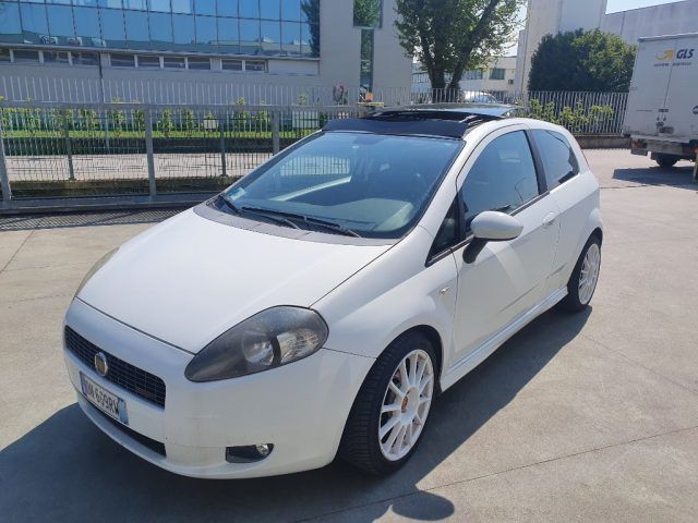 FIAT Grande Punto 1.3 MJT 90 CV 3 porte Sport ok neo pat.