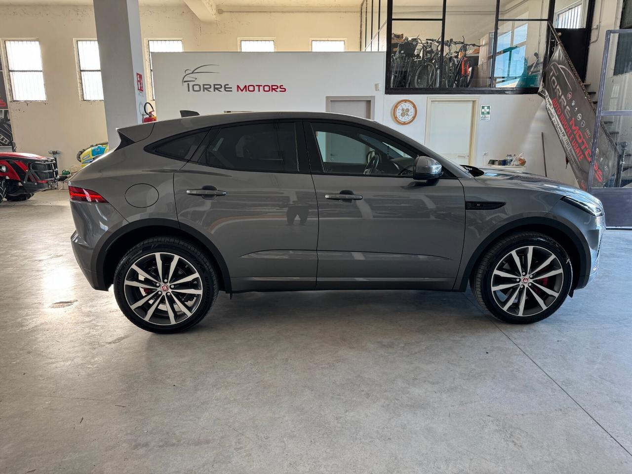 Jaguar E-Pace 2.0D 150 CV AWD aut. R-Dynamic 11/2019