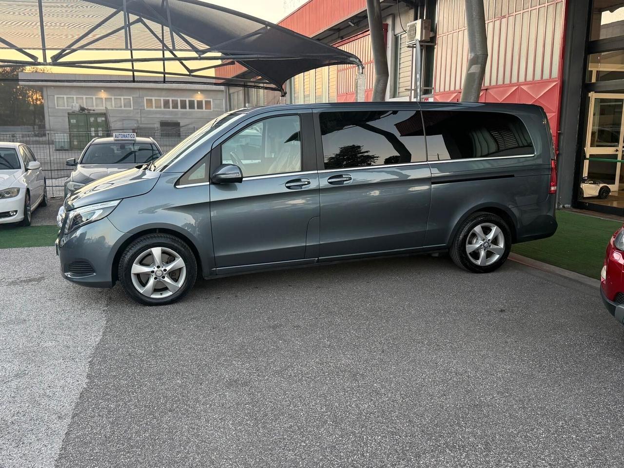 Mercedes-benz V 220 d Automatic 4Matic Sport Extralong 7 posti