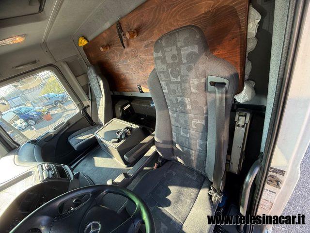 MERCEDES-BENZ ACTROS CON GRU HIAB 166 E-3 RADIOCOMANDO