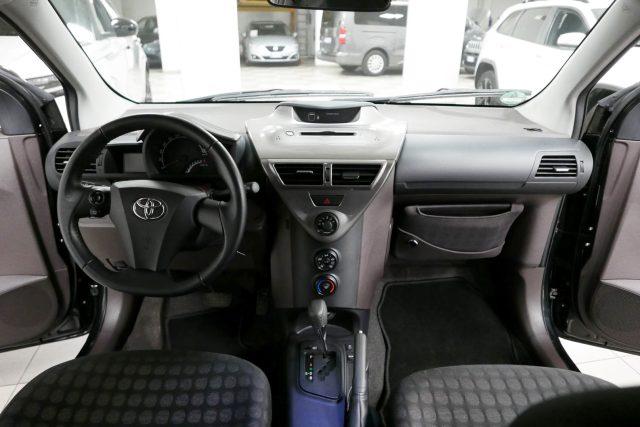 TOYOTA iQ 1.0 Multidrive