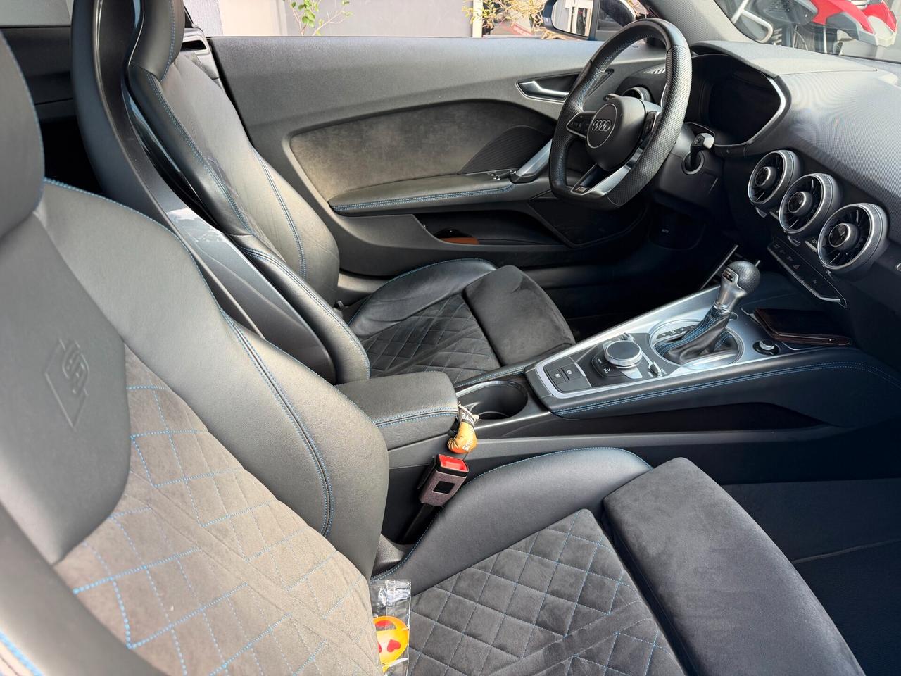 Audi TT competition