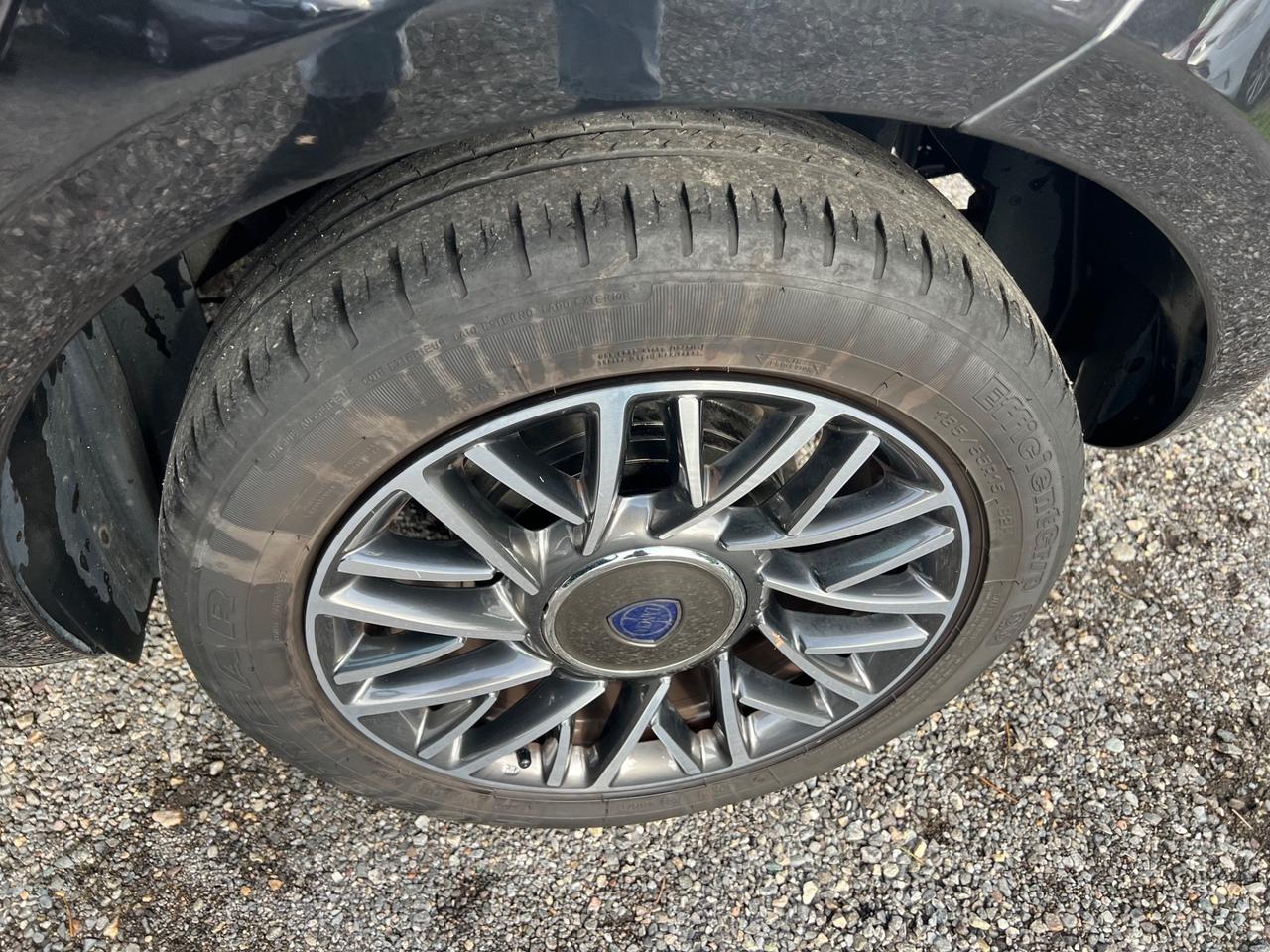 Lancia Ypsilon 0.9 TwinAir 85 CV 5 porte S&S DFN*36000KM