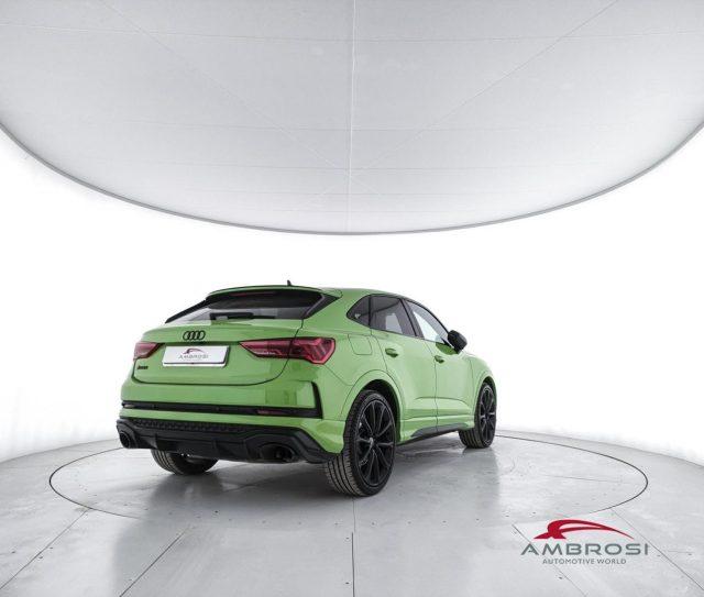 AUDI RS Q3 2.5 quattro s-tronic