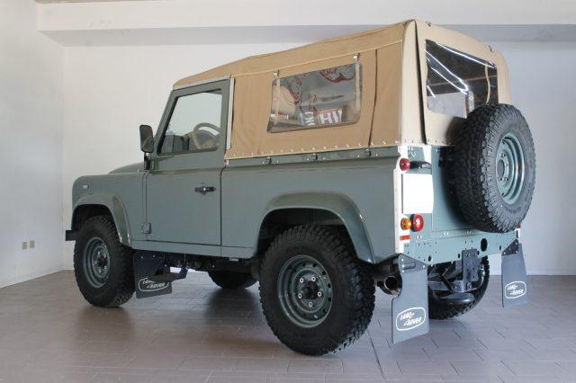 LAND ROVER Defender 90 2.4 TD4 INTROVABILE!!! PELLE/6 POSTI
