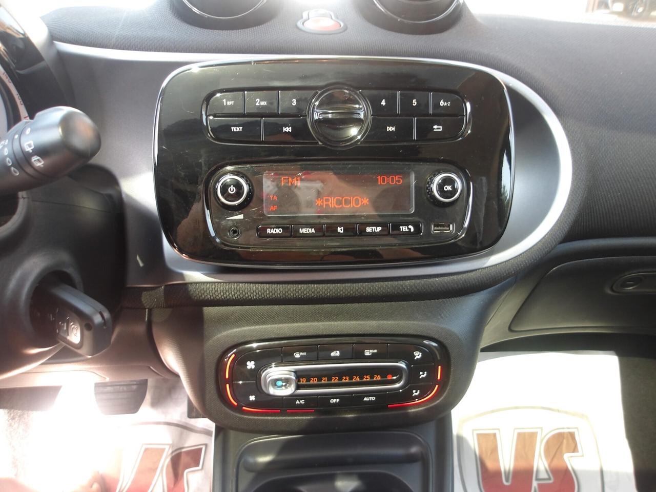 SMART FORTWO 1.0 BENZ-AUTO-TETTO PANORAMICO