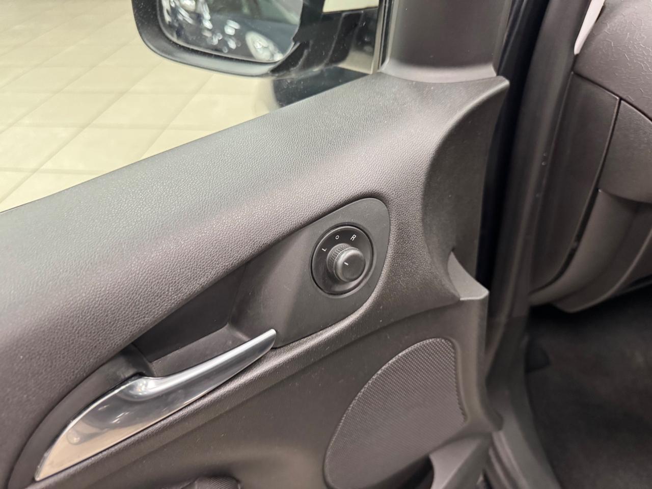 Opel Adam Rocks 1.4 87 CV Air