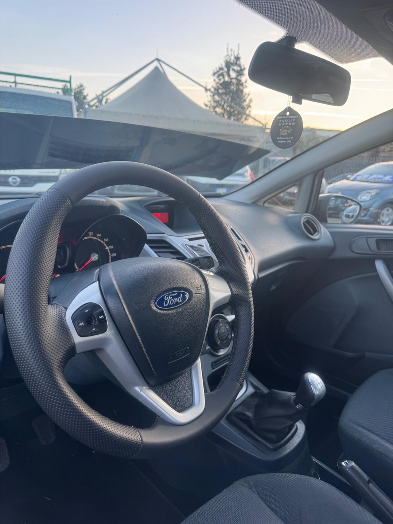 Ford Fiesta 1.2 82 CV 5 porte Titanium