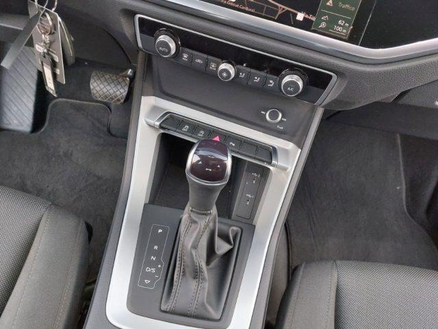 AUDI Q3 35 TDI S tronic Business KM 62000 Fatturabile