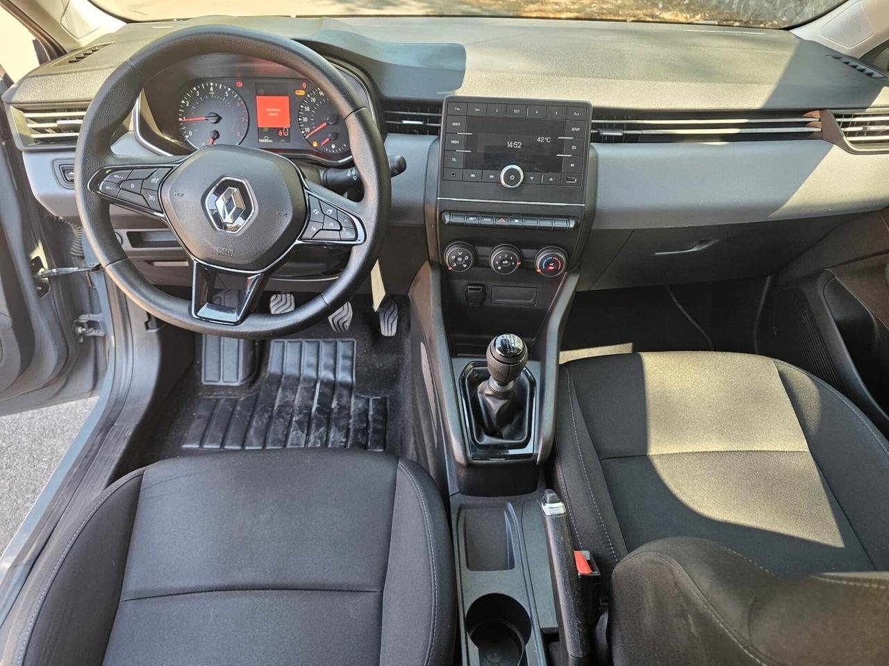 Renault Clio i.m.p.i.a.n.t.o. Gpl c.a.s.a. m.a.d.r.e. ---100cv