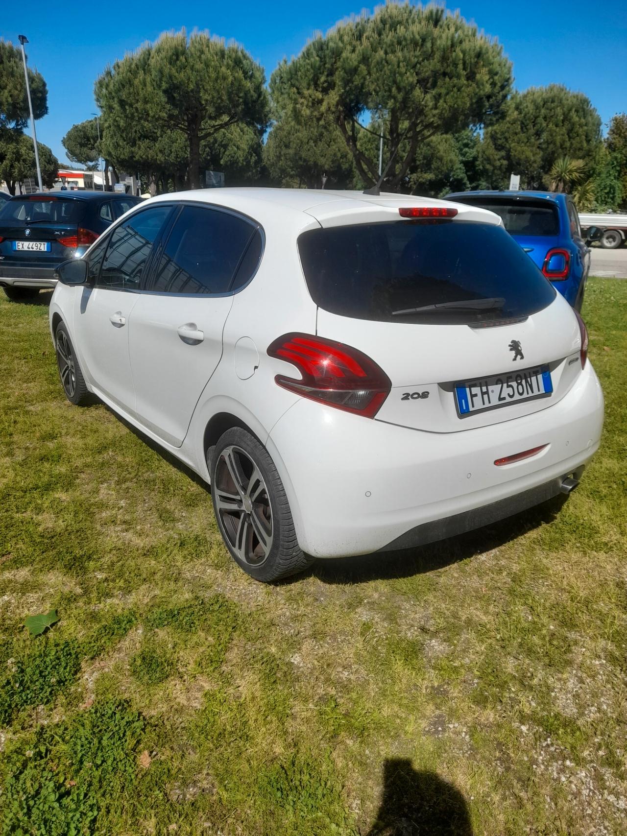 Peugeot 208 Turbo 110 S&S 5 porte GT Line