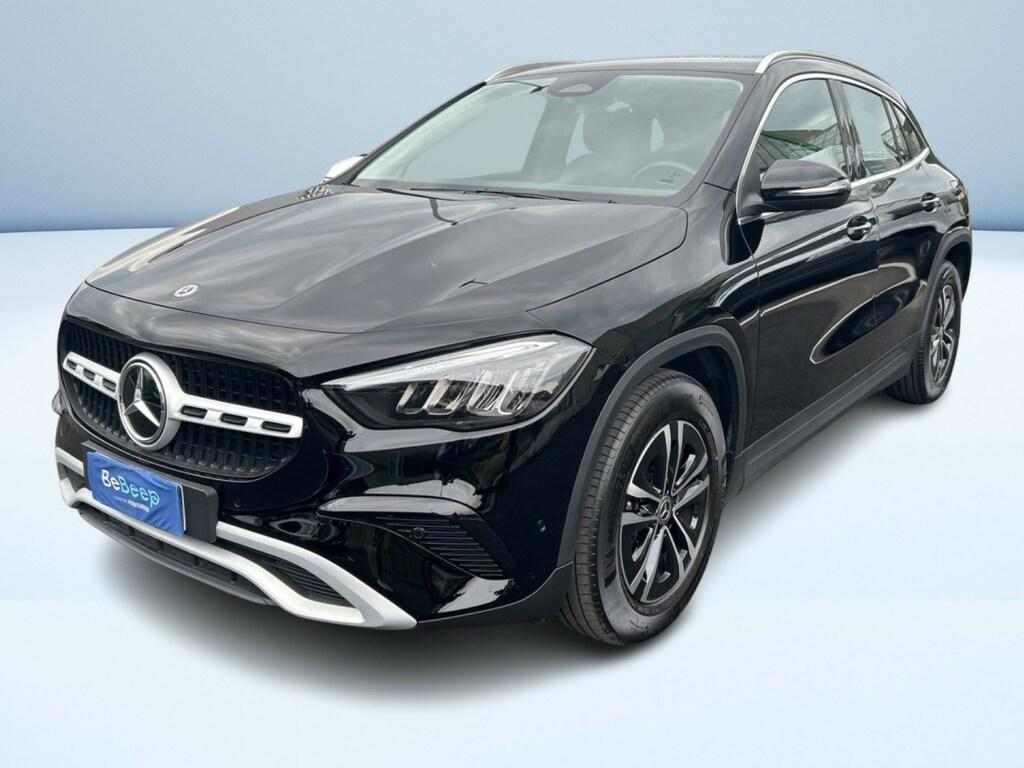 Mercedes GLA 180 180 D Advanced 8G-DCT