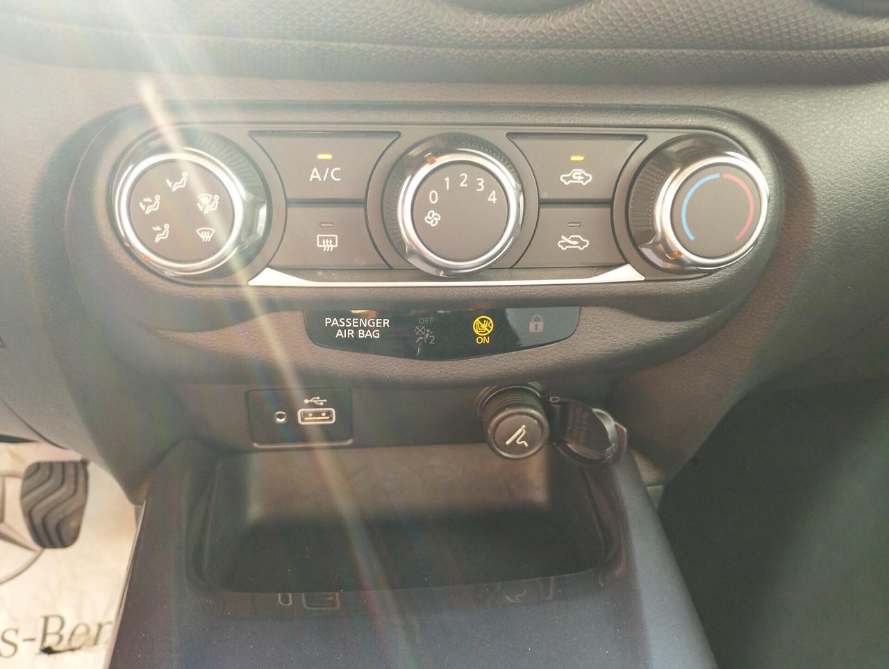 Nissan Juke 1.0 DIG-T 114 CV N-Connecta