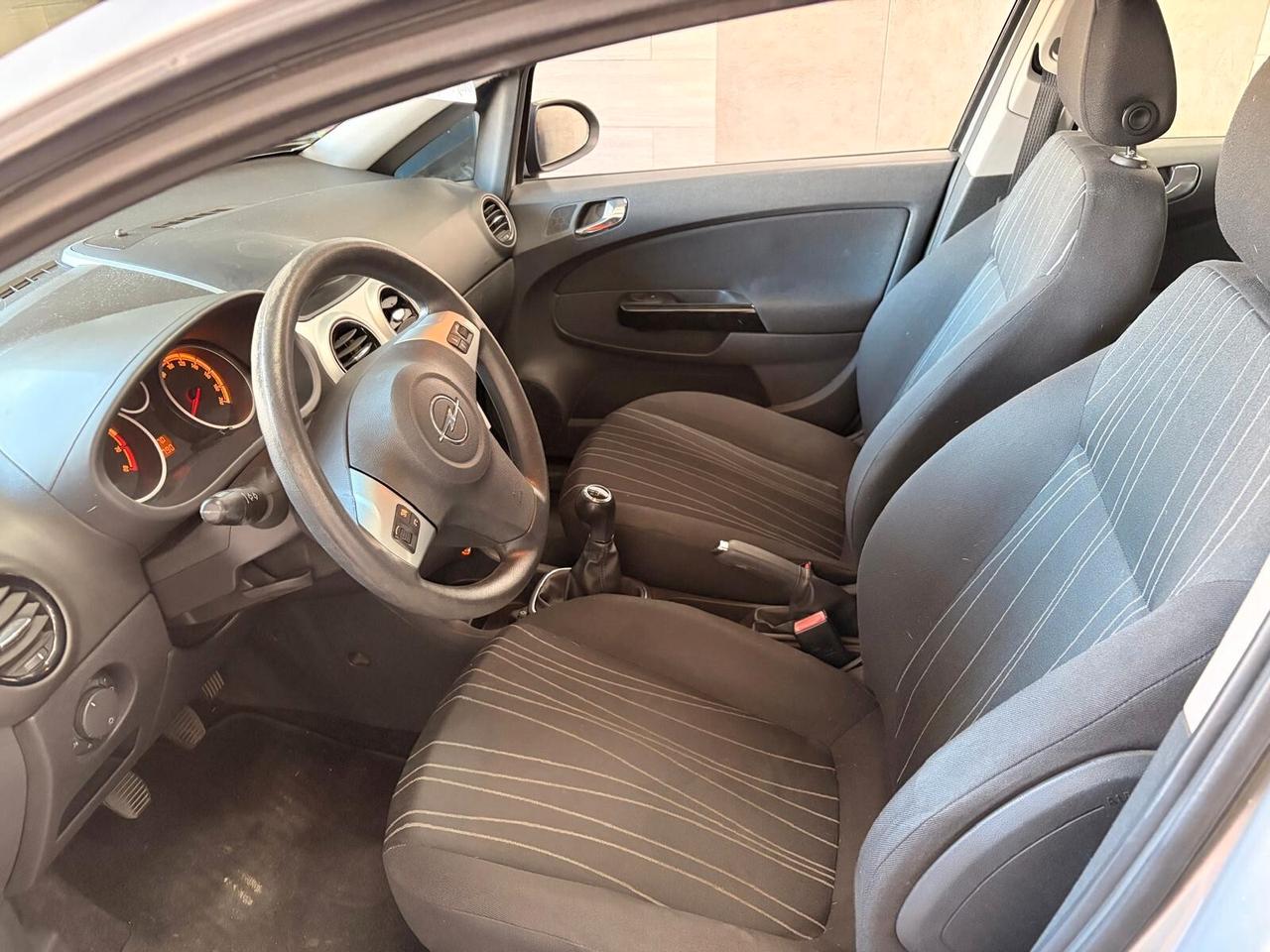 Opel Corsa 1.0 12V 5 porte Enjoy