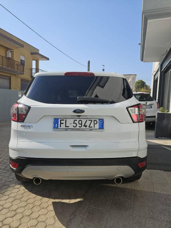 Ford Kuga 1.5 tdci Business s&s 2wd 120cv