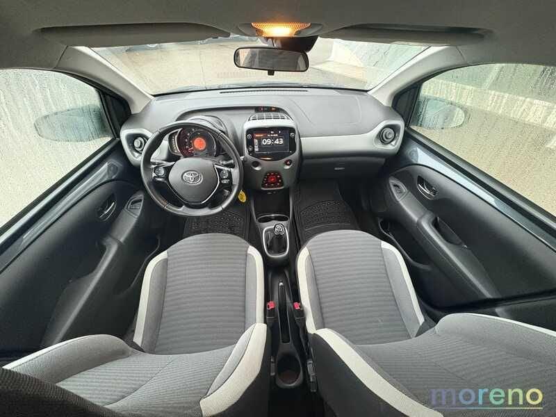 Toyota Aygo 1.0 72 CV x-play