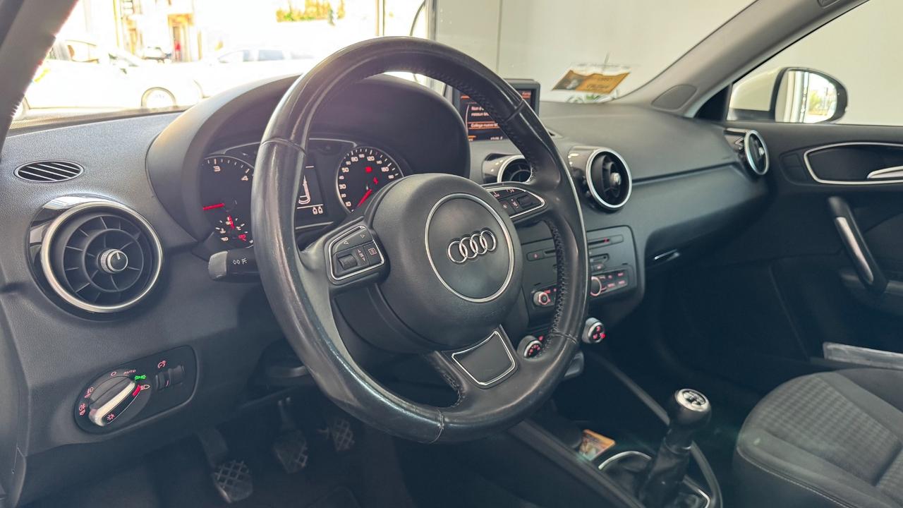 Audi A1 1.6 TDI S-Line Tetto apribile
